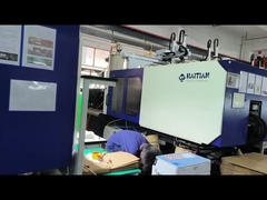 ورشة عمل للحقن البلاستيك