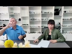 عميل تطوير المنتج مع الثقة